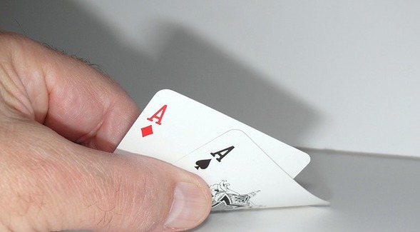 Pravidla, která se nebudou řídit asi pokerových hand